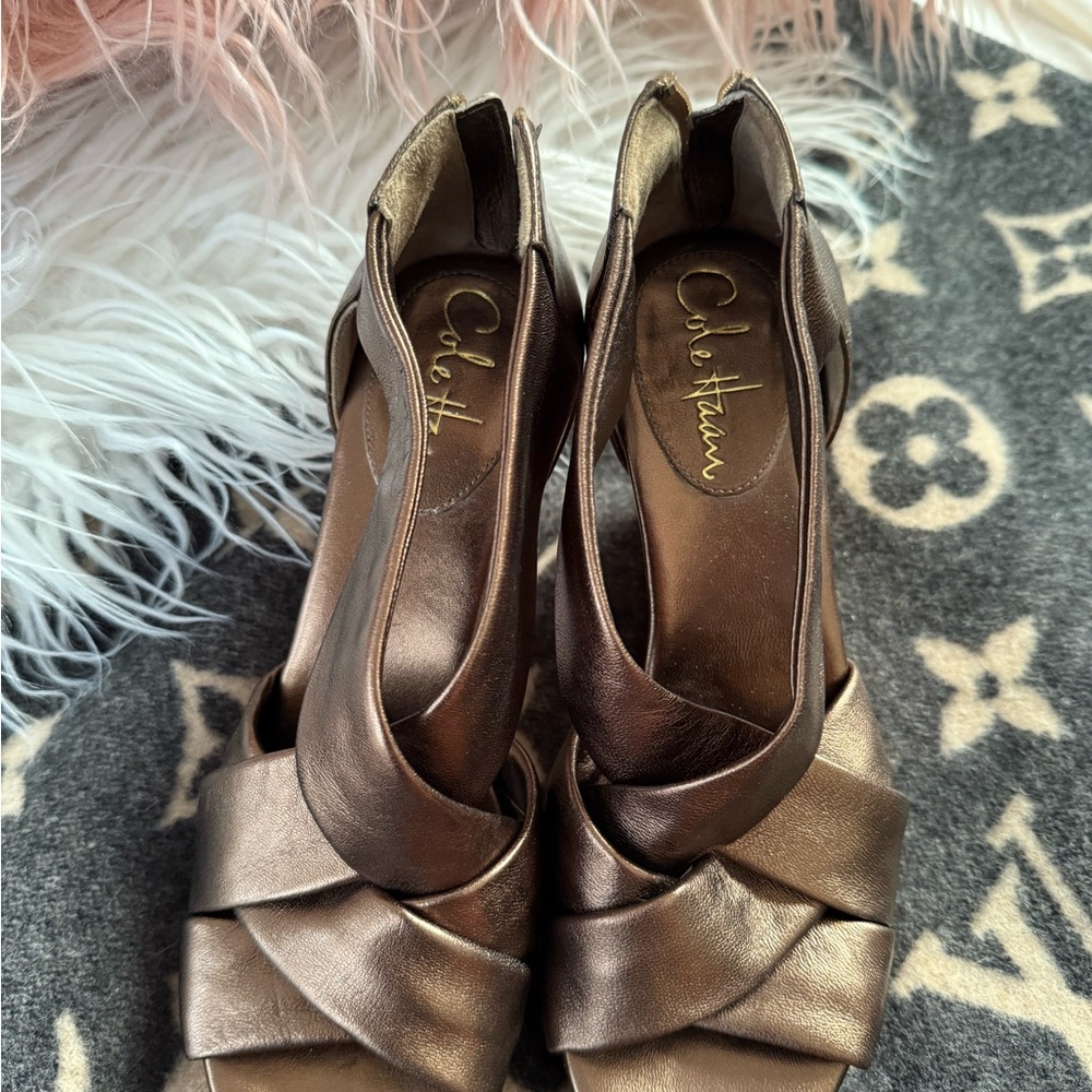 Cole Haan Women's Metallic Bronze Heels size 5